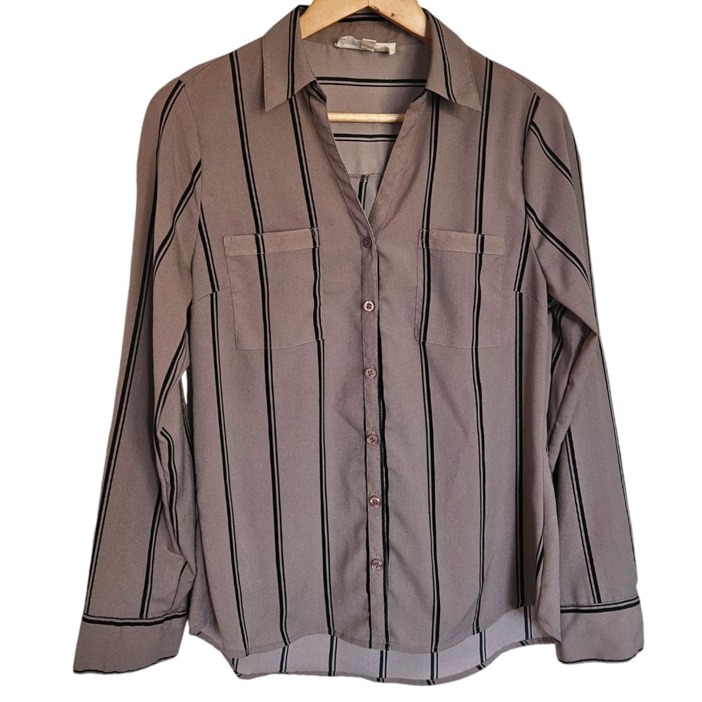 Sweet Wanderer striped long sleeve button front blouse